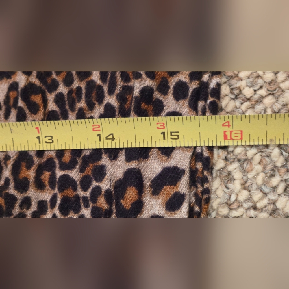 Leopard Print Scarf - Picture 4 of 5
